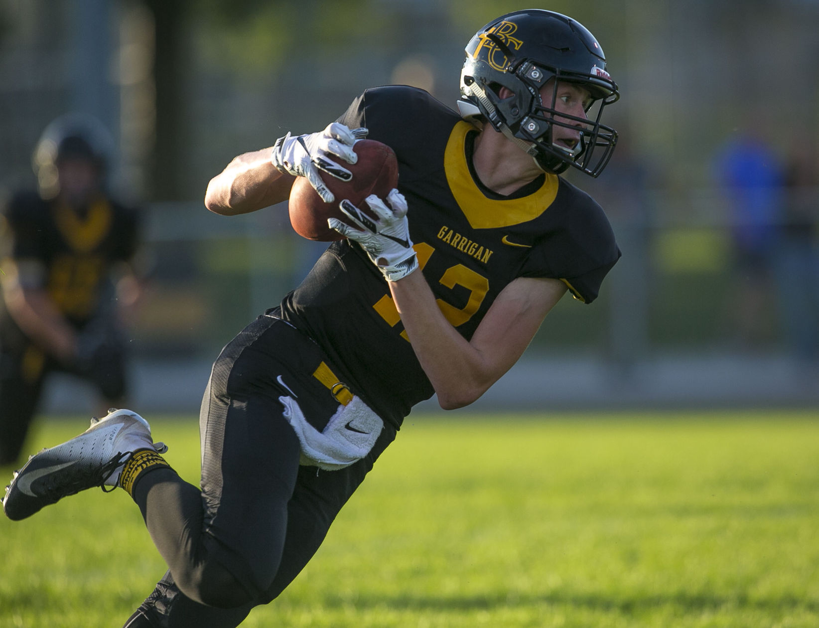 FBall Bishop Garrigan vs. Newman 06